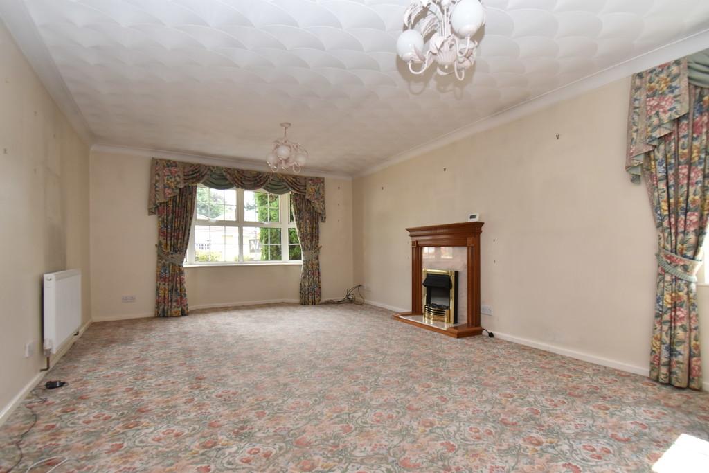 Fernwood Close, Brompton, Northallerton 3 bed detached bungalow £250,000