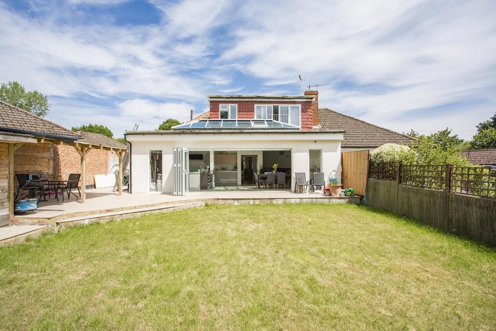 Lonewood Way, Hadlow 4 bed semidetached bungalow for sale £550,000
