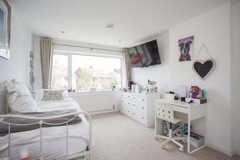22 Bramble Close, Hildenborough, Tonbridge, TN11 9HQ