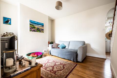 24 East Grove Road, Exeter, EX2 4LX