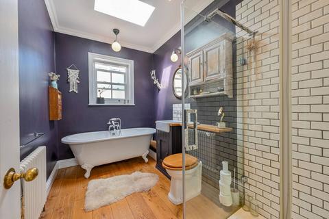 3 bedroom flat for sale - Fordhook Avenue, Ealing, London, W5