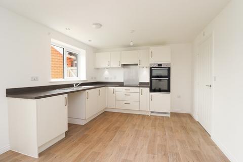 19 Abbott Way, Holbrook, Ipswich, IP9 2FG