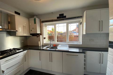 5 bedroom semi-detached house to rent, Hillingford Avenue, Birmingham, West Midlands, B43