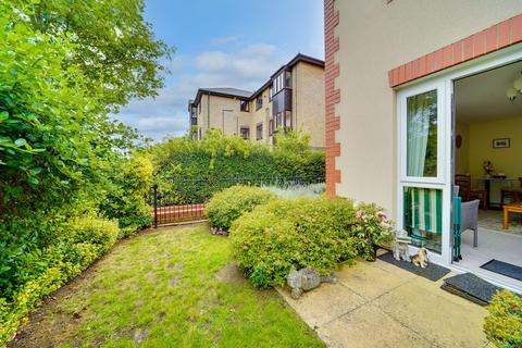 1 bedroom ground floor flat for sale - Goodes Court, Royston