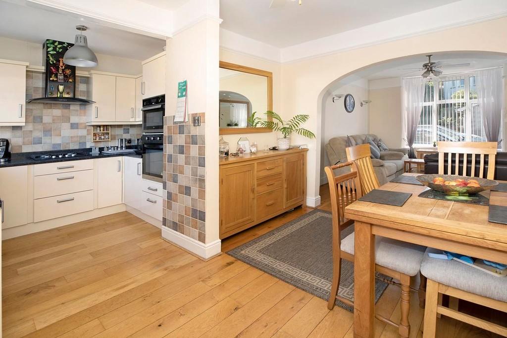 Third Avenue, Teignmouth 5 bed terraced house for sale £269,950