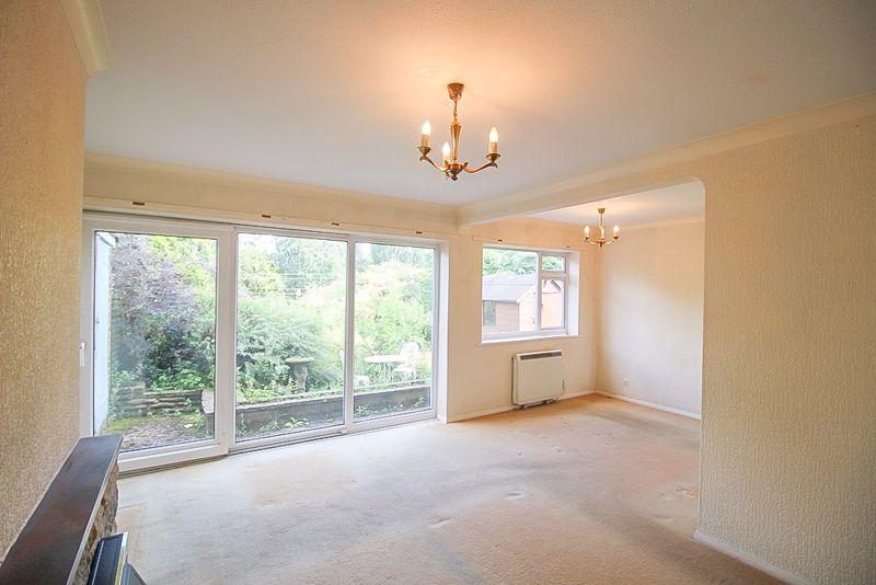 Helming Drive, Wolverhampton 3 bed semidetached house £175,000