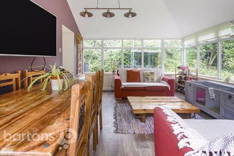 23 Hill Side, Thorpe Hesley, Rotherham, S61 2QB