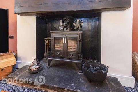 23 Hill Side, Thorpe Hesley, Rotherham, S61 2QB