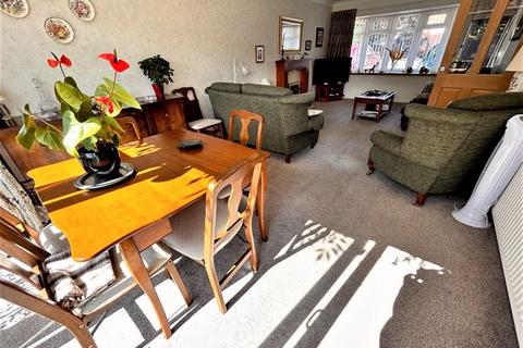 87 Avery Road, Sutton Coldfield, B73 6QF