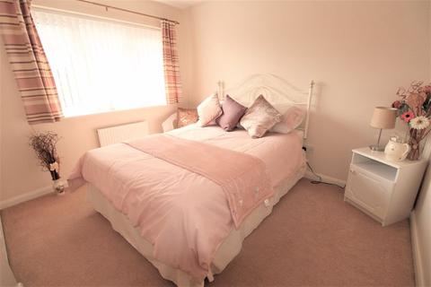 7 Bulrush Close, Brownhills, Walsall, WS8 6DB