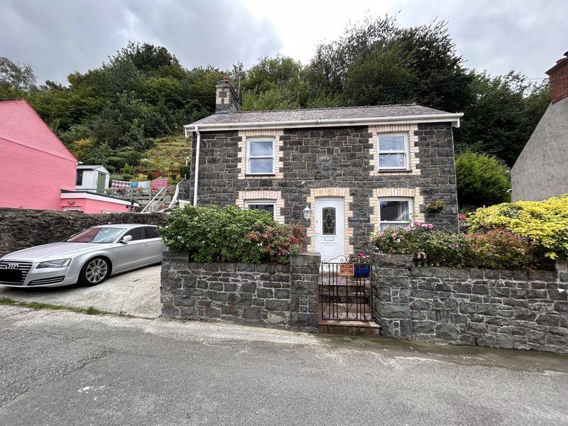 Nant Y Felin Road, Llanfairfechan 3 bed cottage for sale £295,000