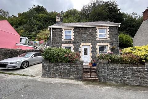 3 bedroom cottage for sale - Nant Y Felin Road, Llanfairfechan