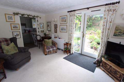 1 bedroom apartment for sale - Coed Pella Road, Colwyn Bay