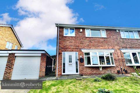 3 bedroom semi-detached house for sale - Pauls Green, Hetton-Le-Hole, Houghton le Spring, Tyne and Wear, DH5