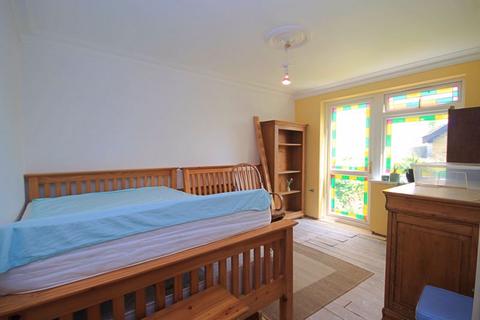 19 Hillbeck Way, Greenford, UB6 8LT