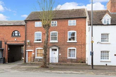 2 bedroom apartment to rent - Apartment 3, Ronham House, Broadway, Shifnal. TF11 8BB