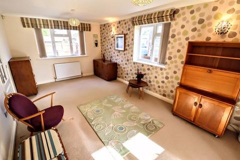 3 bedroom bungalow for sale, Stour Close, Bletchley