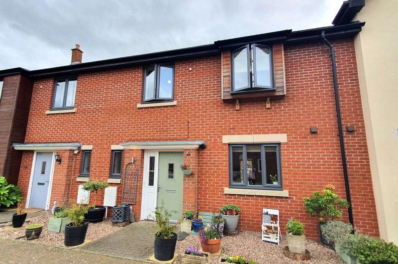 Gauntlet Road, Coopers Edge, Brockworth, Gloucester, GL3 4EB 4 bed terraced house for sale £