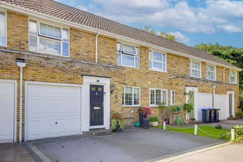 3 bedroom terraced house for sale, Laura Close, Enfield