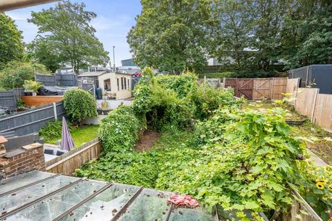 45 Edward Road, Coulsdon, CR5 2NQ