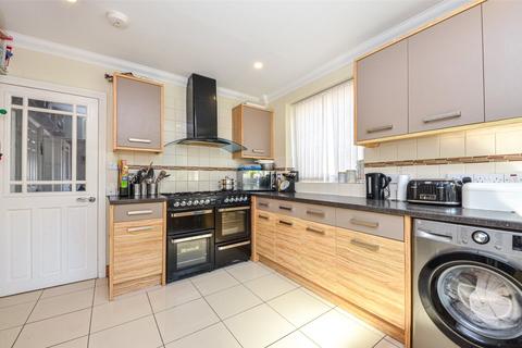 3 bedroom bungalow for sale, Cambrian Drive, Rhos on Sea, Colwyn Bay, Conwy, LL28