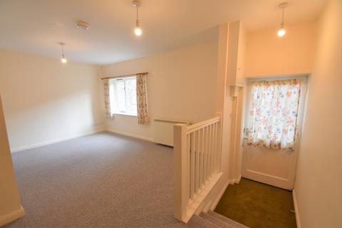 2 bedroom terraced house to rent, Silver Street, Bampton, Tiverton, EX16