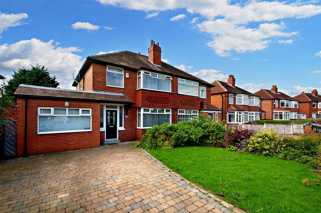 Cross Gates Avenue, Leeds, LS15 4 bed semidetached house £281,000