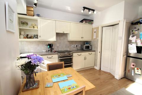 46 Bradley Crescent, Bristol, BS11 9SN