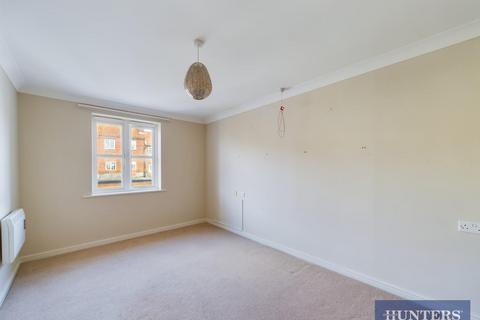 2 bedroom apartment for sale, Burlington Court, Gordon Road, Bridlington, YO16 4PQ