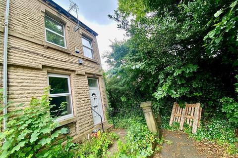 2 bedroom end of terrace house for sale, Fartown Green Road, Huddersfield