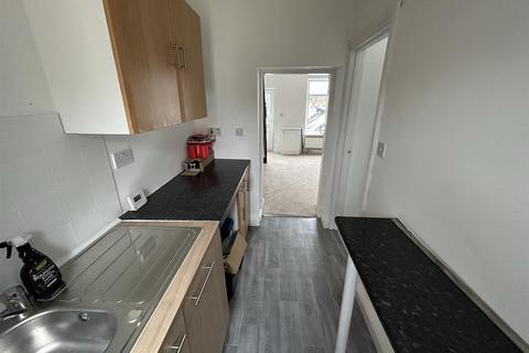 1 bedroom terraced house for sale, Wern Road, Llanelli