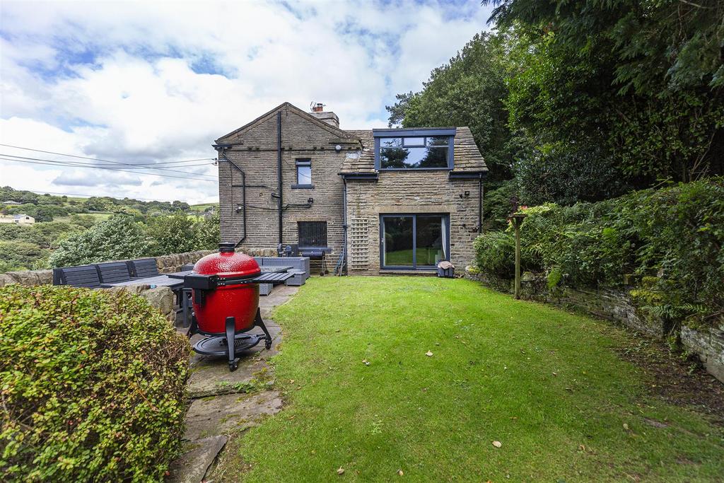 Brow Lane, Shibden, Halifax 5 bed detached house £630,000