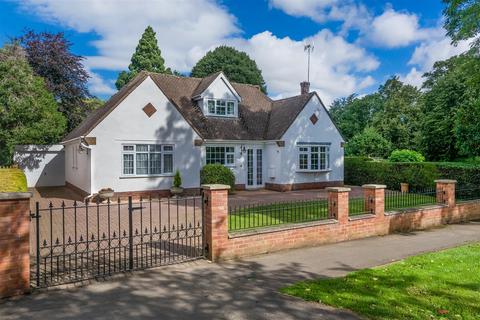 4 Callaways Road, Shipston-on-stour, CV36 4HB