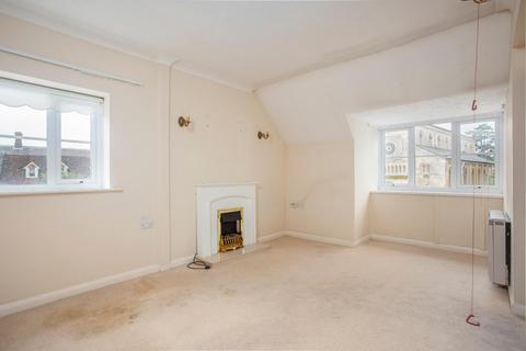 2 bedroom flat for sale, West Street, Wilton, Salisbury