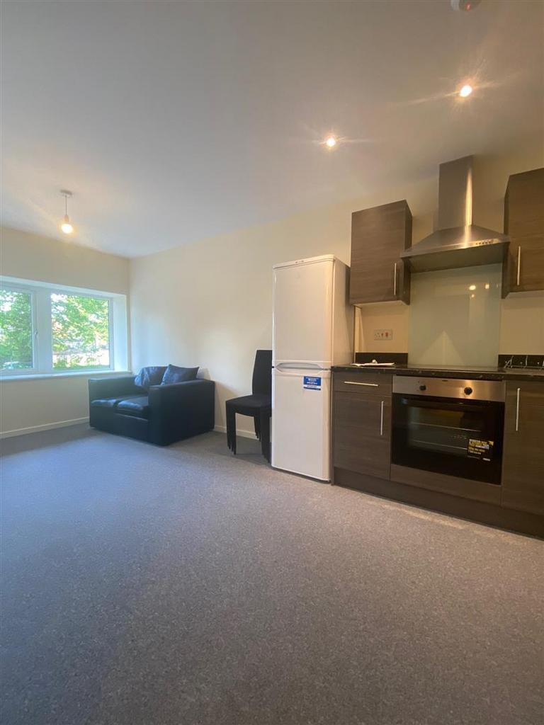 Larch House, High Street, Kingswinford 1 bed apartment £650 pcm (£150 pw)