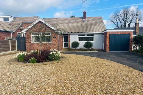 3 bedroom detached bungalow for sale, Halloughton Road, Southwell