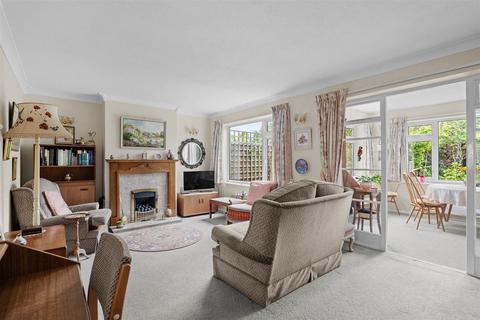 15 Berryfield Road, Evesham, WR11 2QD