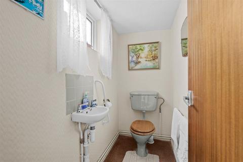 15 Berryfield Road, Evesham, WR11 2QD