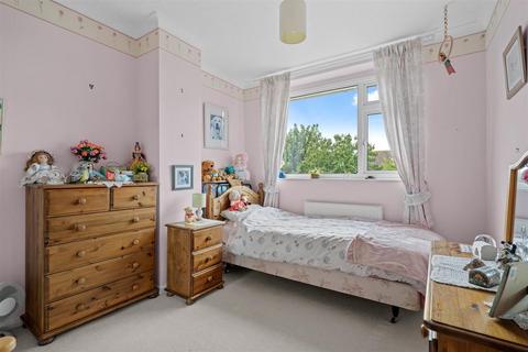 15 Berryfield Road, Evesham, WR11 2QD