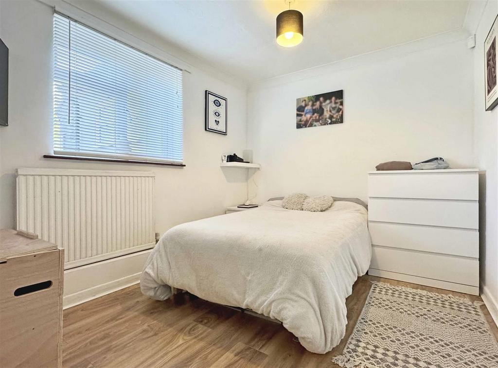 Bedroom 2.jpg