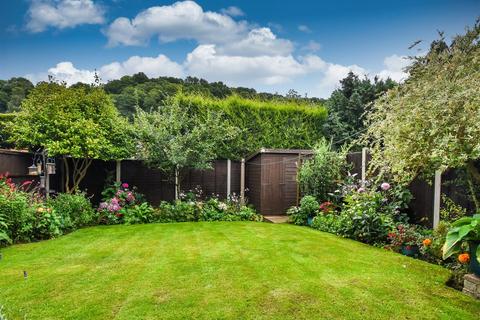 23 Chequers Avenue, Wombourne, Wolverhampton, WV5 9BE