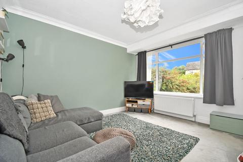 171 Apperley Road, Idle, Bradford, BD10 0AX