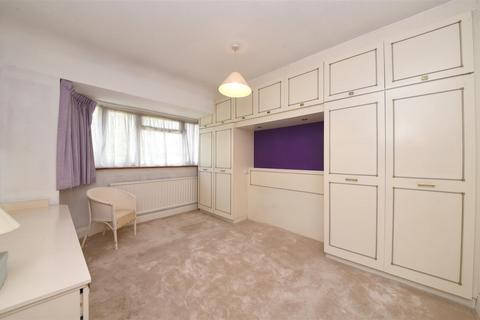 51 Devonshire Road, London, NW7 1NE