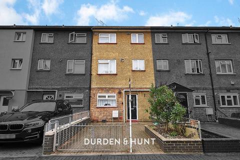 5 Passfield Drive, London, E14 6QJ