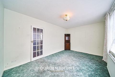 5 Passfield Drive, London, E14 6QJ