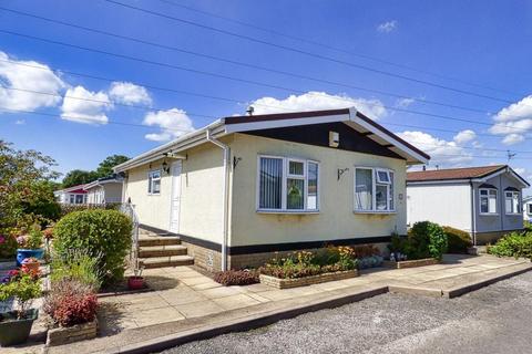 2 bedroom park home for sale - Bentley Drive, Blackpool FY4