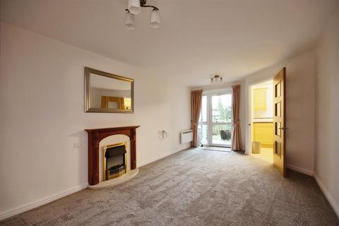 1 bedroom apartment for sale - Cherrett Court, Ferndown, Dorset