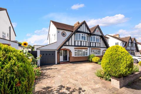 20 Rutherwyke Close, Epsom, KT17 2NB