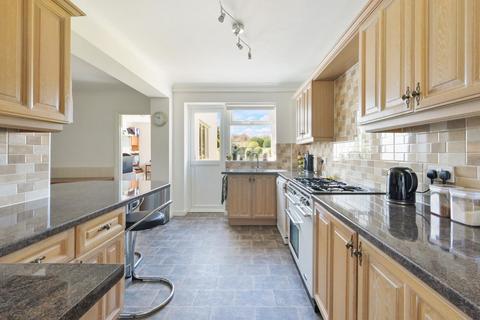 20 Rutherwyke Close, Epsom, KT17 2NB