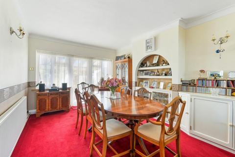 20 Rutherwyke Close, Epsom, KT17 2NB
